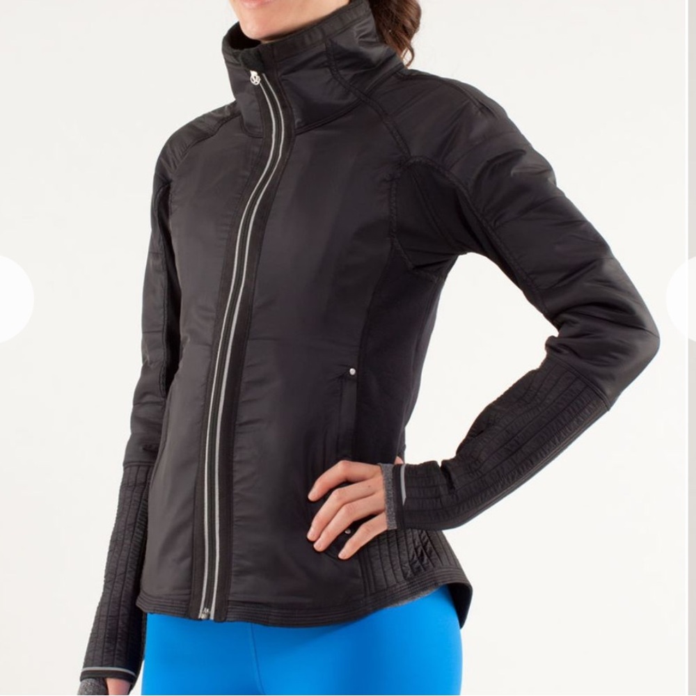 $198 Lululemon Run Bundle Up Jacket Black